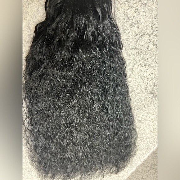 26" Extra Long Ponytail Clip in With Loose Spirals - Picture 3 of 8
